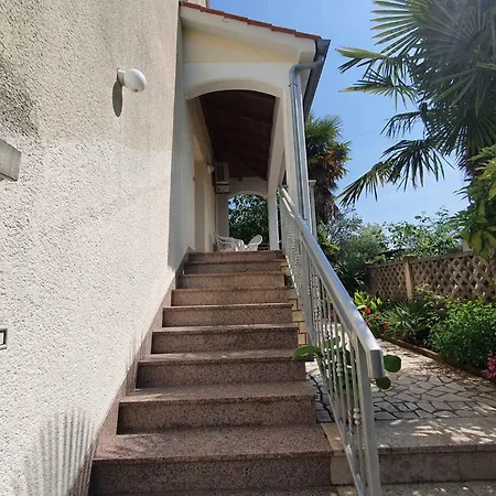 Apartment In Porec/istrien 40404 Porec