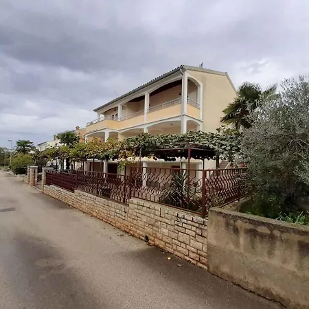 In Porec/istrien 40404