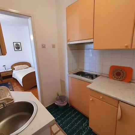 In Porec/istrien 40404 Apartment Porec