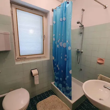 Apartment In Porec/istrien 40404